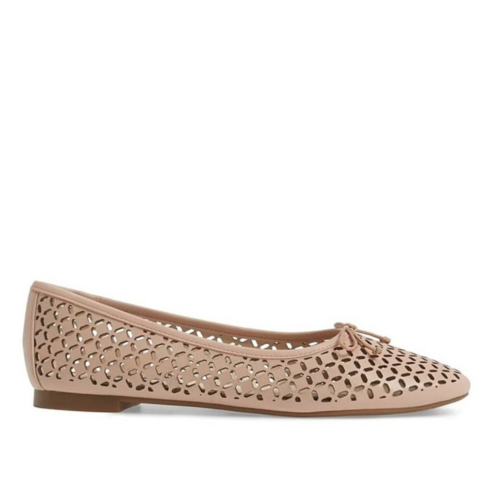 Vince Camuto Louise et Cie Congo Perforated Flats - Picture 3 of 16